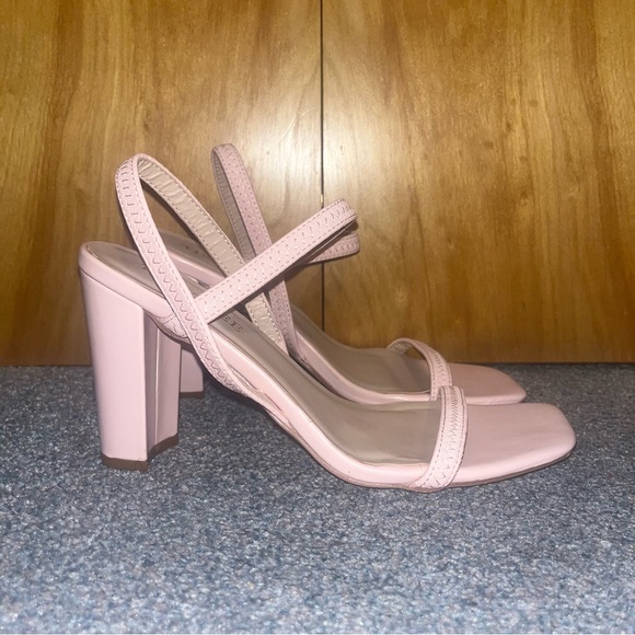 Tinstree Nude Pink Block Heels Dressy Sandals- 3.5 Inch Heel. Size 8. EUC - Picture 3 of 4